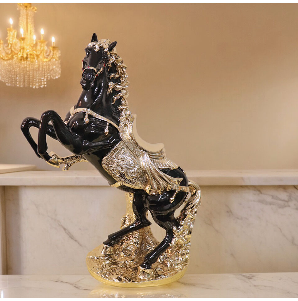 楽天市場】[P2倍]2月23日(月)1:59まで 跳ね馬 置物 馬の置物 幅