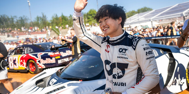 Yuki Tsunoda Drives an NSX GT3 Evo at the Nürburgring – Acura