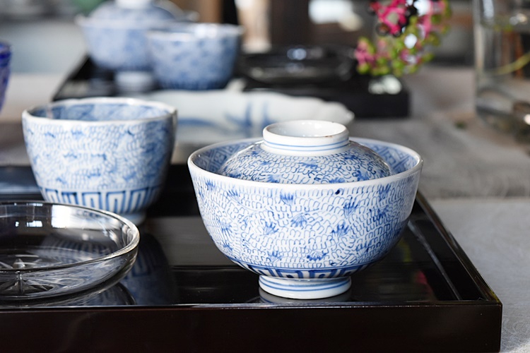 古伊万里 染付 微塵唐草 成化年製紋 蓋付茶碗 5客セット - 生活骨董と