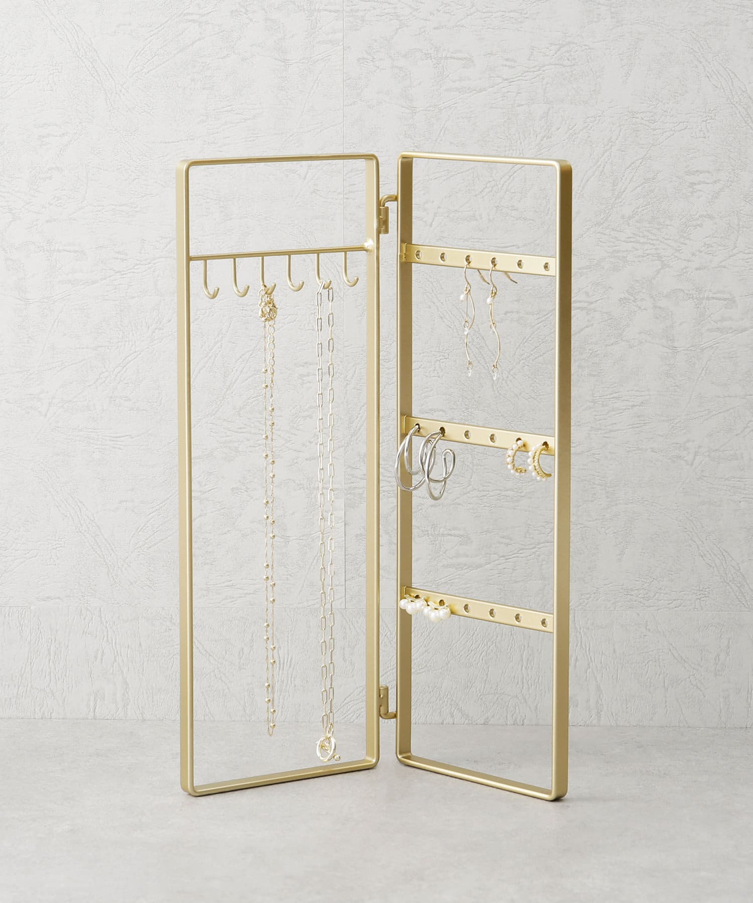 ピアスネックレススタンド | 3COINS(スリーコインズ)ライフスタイル