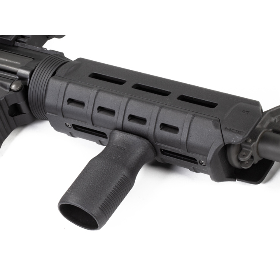Magpul MOE® M-LOK® Hand Guard, Carbine-Length – AR15/M4【輸出規制