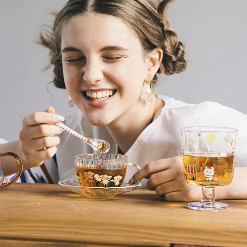 FUDGE Marché TOKYO」人気作家のこだわりの器やグラスなどのお買い物を