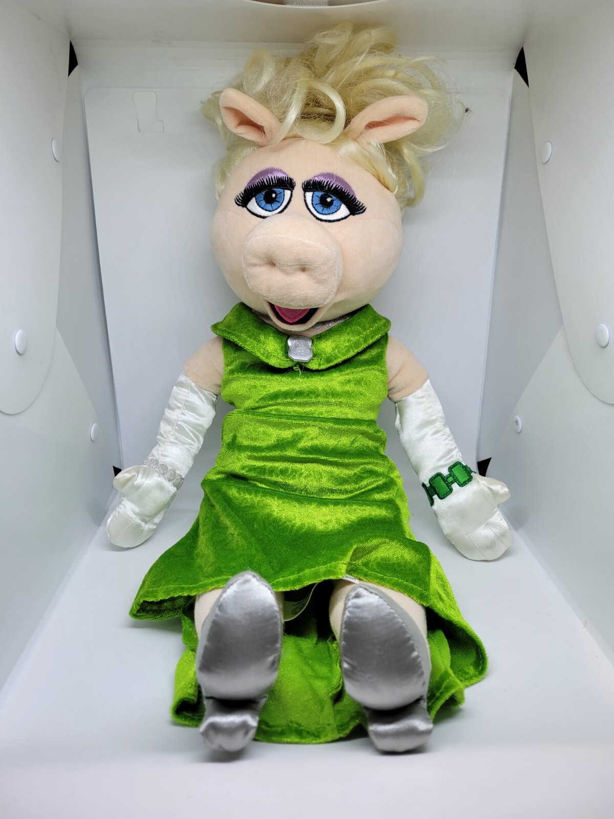 Disney Parks Miss Piggy 20