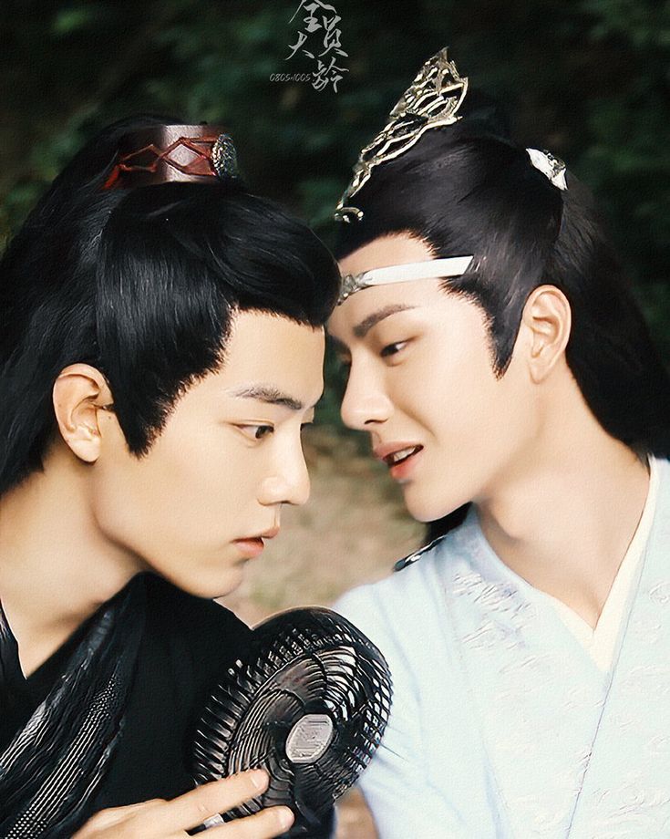 肖战DAYTOY & UNIQ王一博on Instagram: “#肖战xiaozhan #肖战陈情令#肖