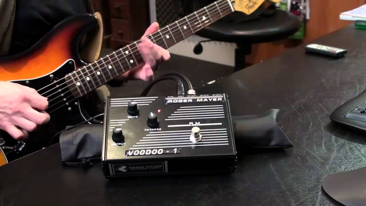 Roger Mayer Voodoo 1 pedal - YouTube