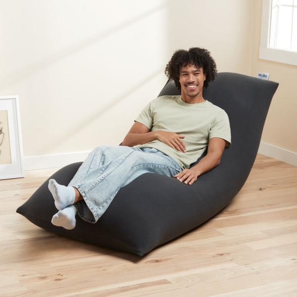 アウターカバーを変えて気分一新。カラフルでお洗濯も簡単な「Yogibo