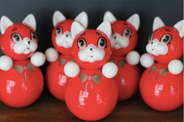 猫の「おきあがりこぼし」ロシア製 « ilove.cat