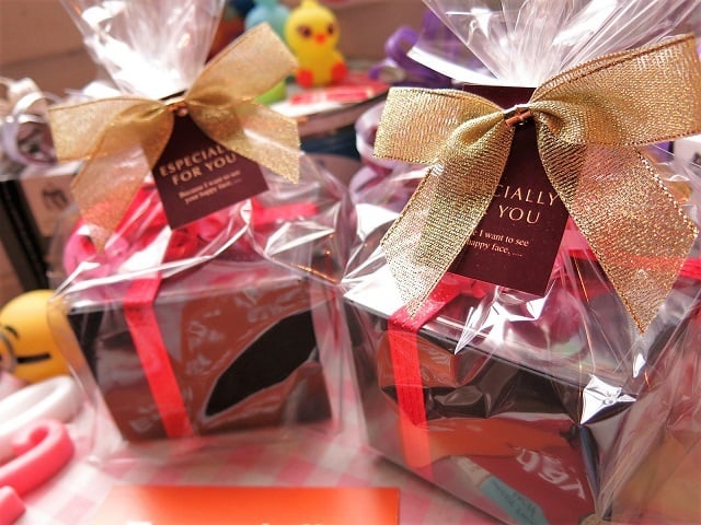 ダイヤモンドローズ 宝石 box レインボーローズ プリザーブドフラワー