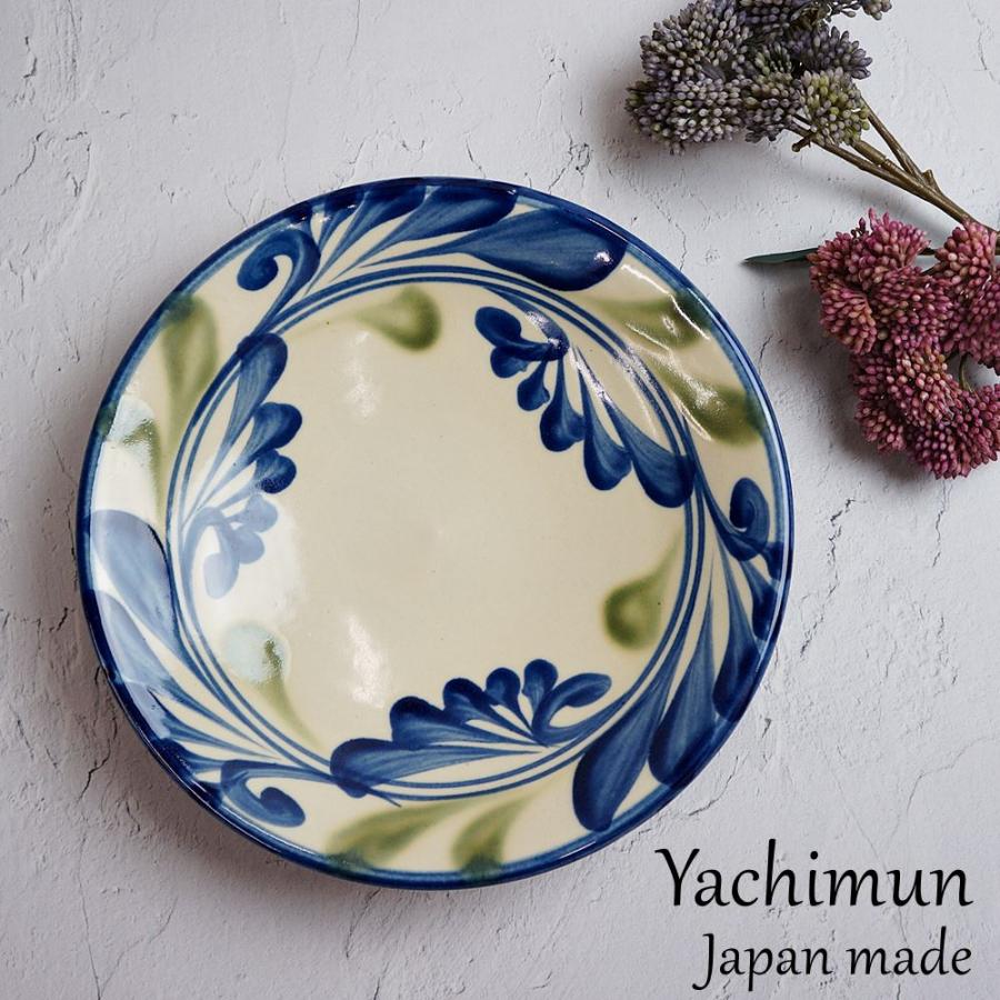 やちむん 7寸皿 大皿 線引唐草 陶眞窯 プレート 沖縄 焼物 焼き物 陶器