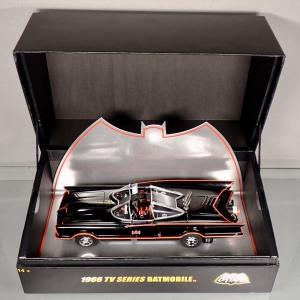 ミニカー 1/18 JadaTOYS 特別豪華モデル 1966年 バットマン TVシリーズ