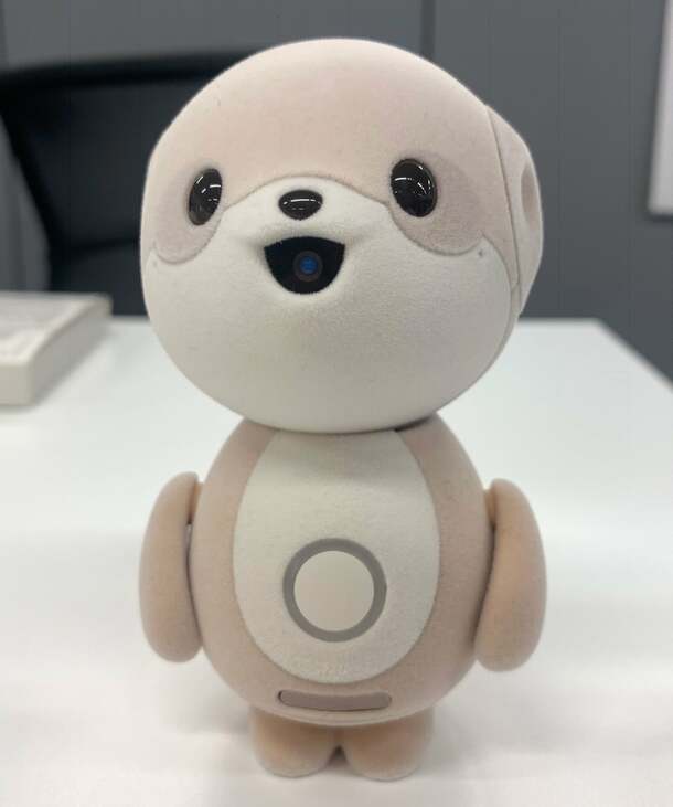 小さな相棒に、大きな夢を込めて。シャープの対話AIキャラクター「ポケ