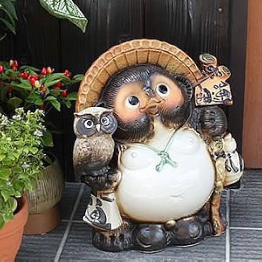 Amazon.co.jp: 信楽焼 11号ふくろう付き開運狸 (普通色)しがらき