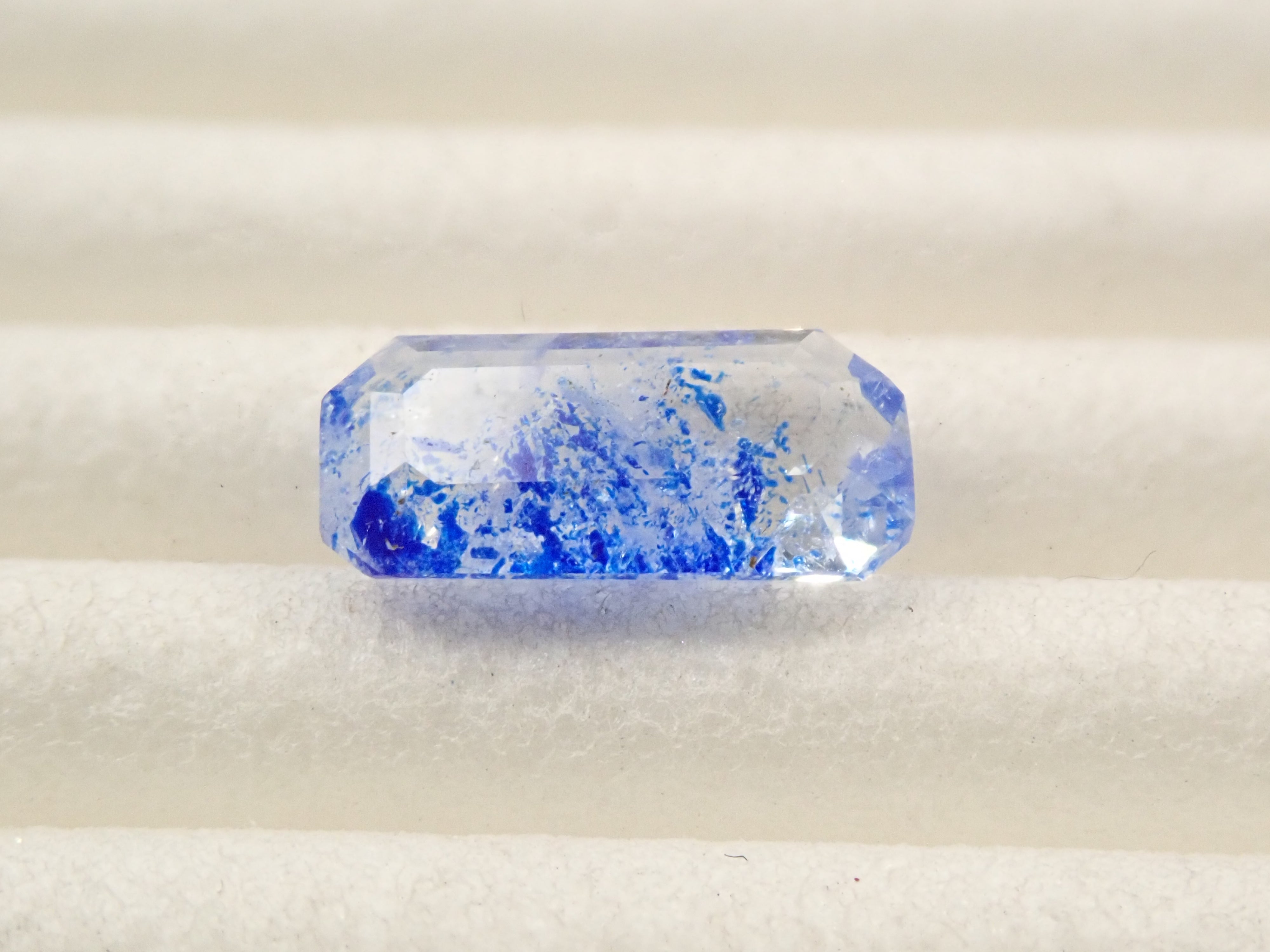 アフガニスタン産ラズライトインソーダライト 0.551ctルース