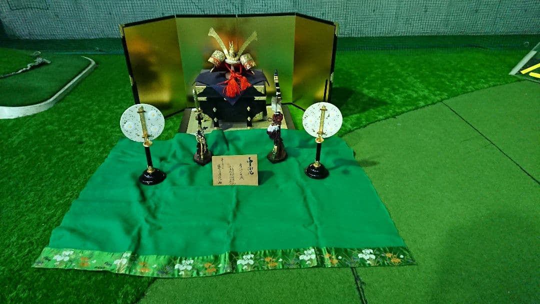 兜一式 楽天市場】＼マラソンP10倍＆Coupon／ 五月人形 兜飾り 兜 一徳 8号兜