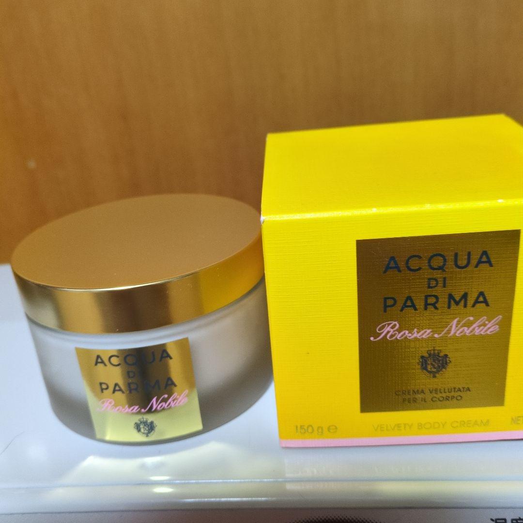 アクアディパルマ ローザノービレ ベルベッティボディクリーム150g ローザ ノービレ ボディクリーム - アクア ディ パルマ公式