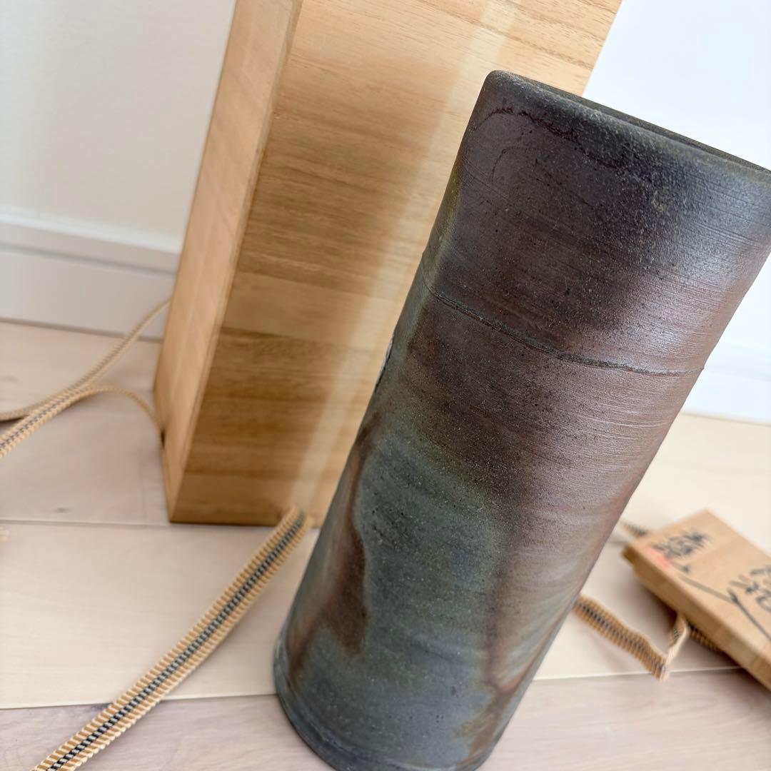 【新品】【備前焼】陶器の円筒形花器 グレーとブラウン 備前焼 甕形花器【のし付き】 | 岡山県備前市 | ふるさと納税サイト