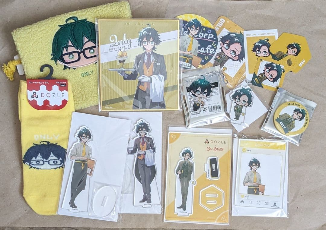 まとめ売り ドズル社 おんりー Qnly アクスタ 缶バッジ 色紙 など Amazon.co.jp: まとめ売り ドズル社 おんりー Qnly アクスタ 缶バッジ