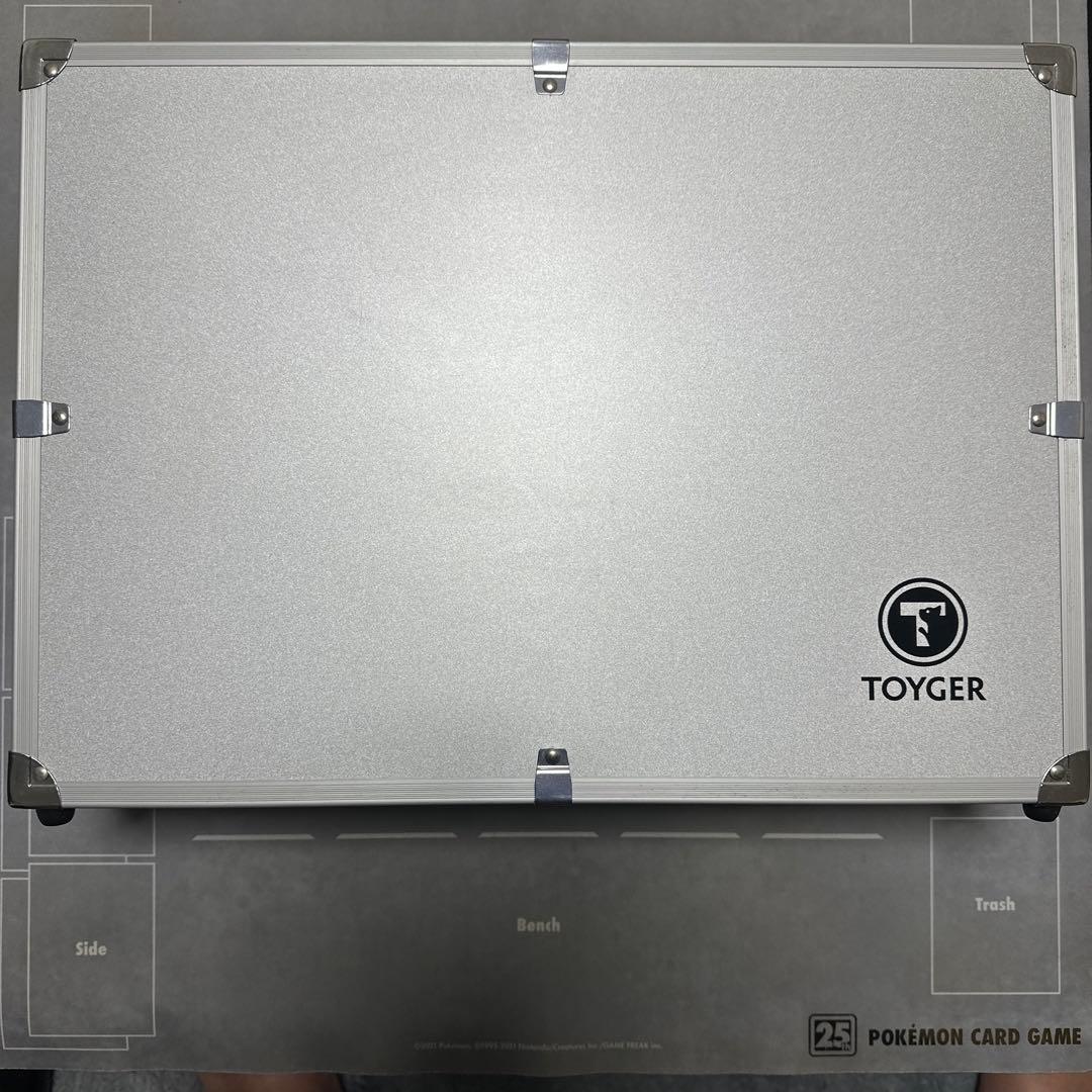 toyger CEOstorage ストレージ アタッシュケース カードケース CEO Storage 〜カード整理収納に革命を起こす、5000枚以上収納可能な