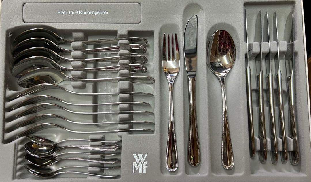 WMF 24点カトラリーセット 6人用 Amazon.com: WMF Cutlery Set 24-Piece for 6 People Boston Cromargan