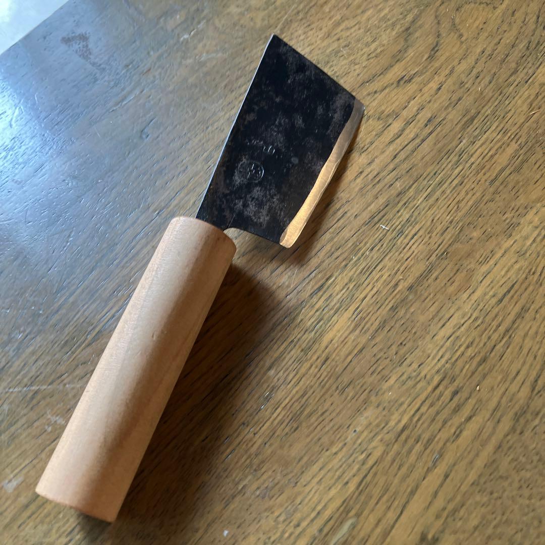 和包丁　黒 関孫六シリーズ売上No.1※1を誇る「匠創」から高級感あふれる漆黒カラー