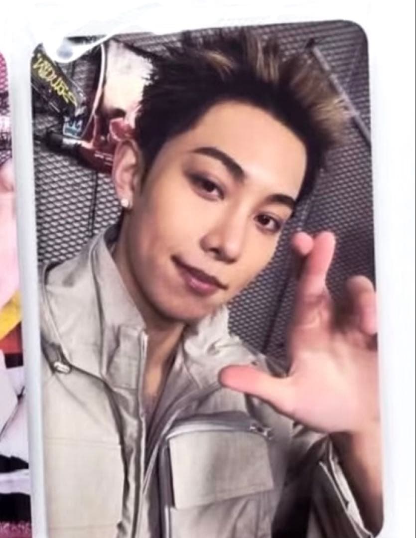 LNGSHOT リュル 1st ktown4u 限定 トレカ LNGSHOT リュル 1st ktown4u 限定 トレカ - メルカリ