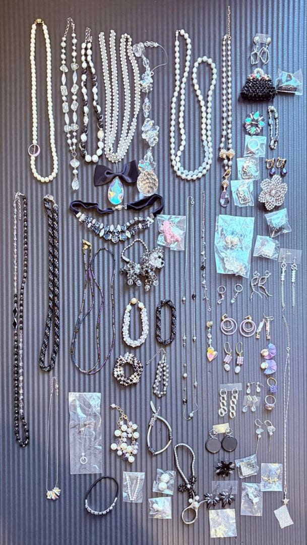 貴和製作所 スワロフスキー まとめ 約64点 貴和クリスタル – 貴和製作所オンラインストア