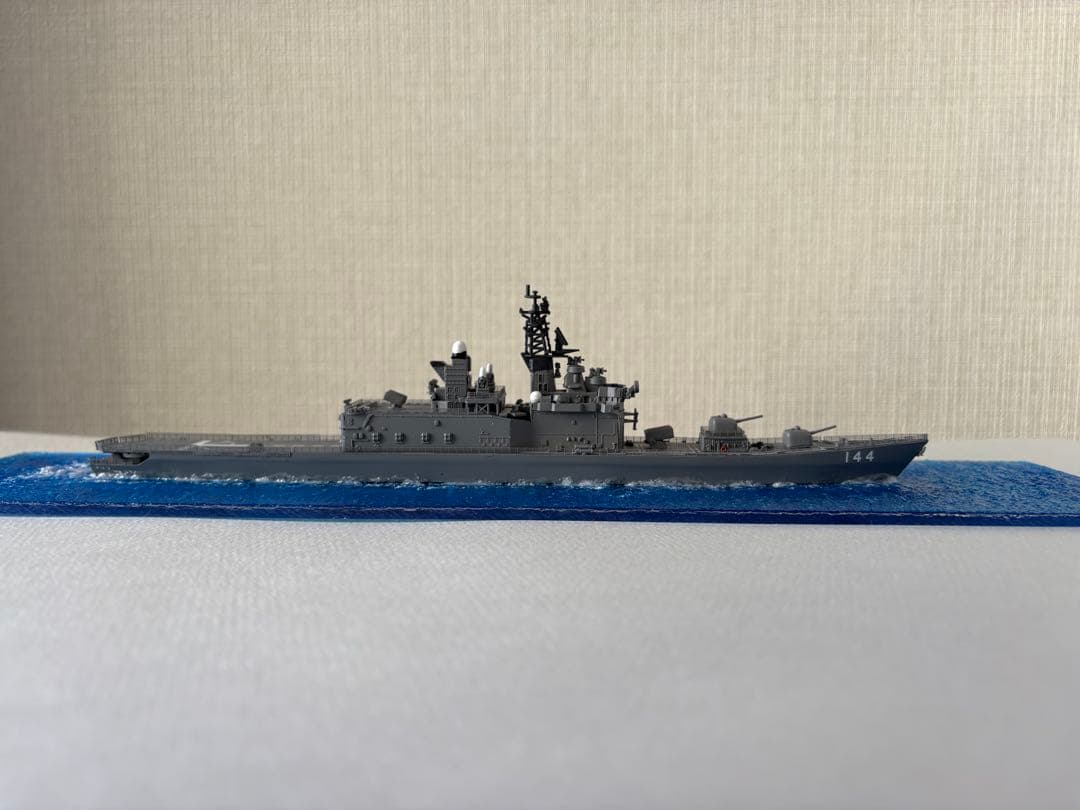 1/700 海上自衛隊 護衛艦くらま 全塗装 洋上ジオラマ - メルカリ