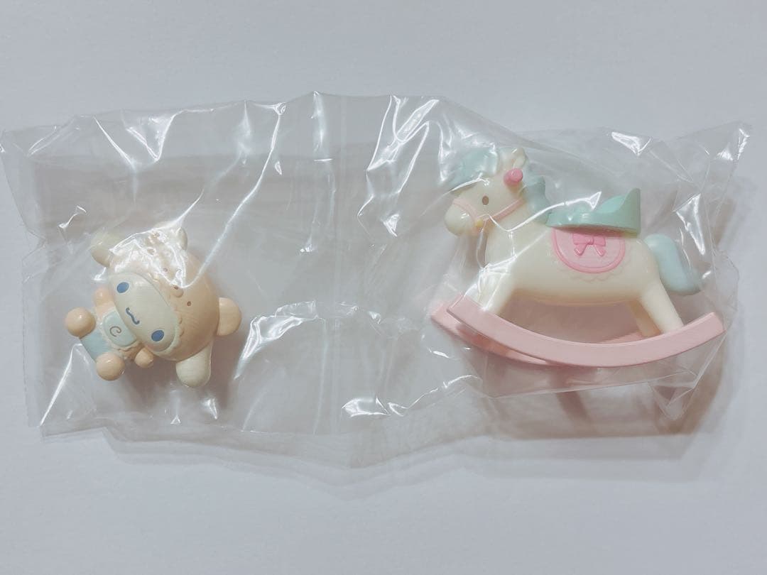 ♡ シナモン シナモロール ラテクマベビー シークレットマスコット 木馬 ♡ ♡ シナモン シナモロール ラテクマベビー シークレットマスコット