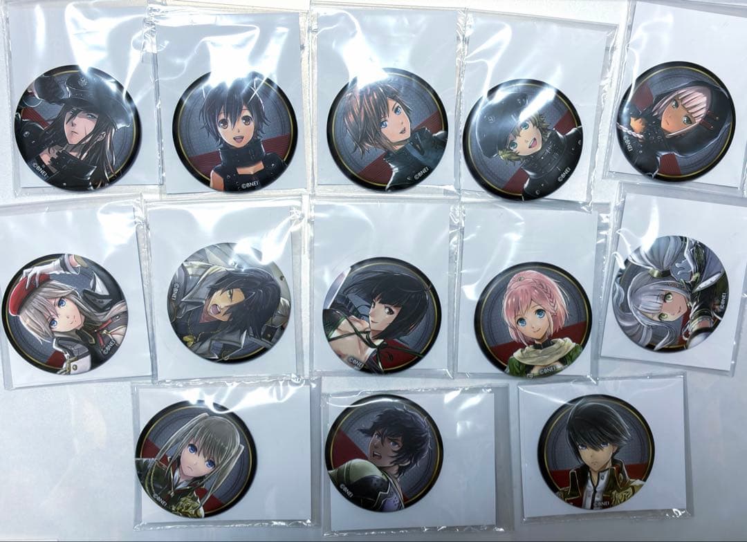 GOD EATER（ゴッドイーター）缶バッジ 13点セット 限定品】GOD EATER 15th Anniversary 缶バッジコレクションセット