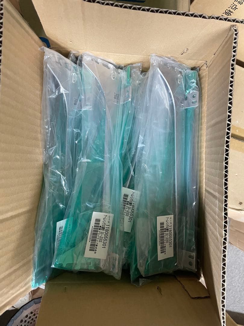 アームハングSS型 SS-JD30S シルバー 10セット 楽天市場】棚受（樹脂棚板用）アームハング棚柱SS対応・2本入、SS