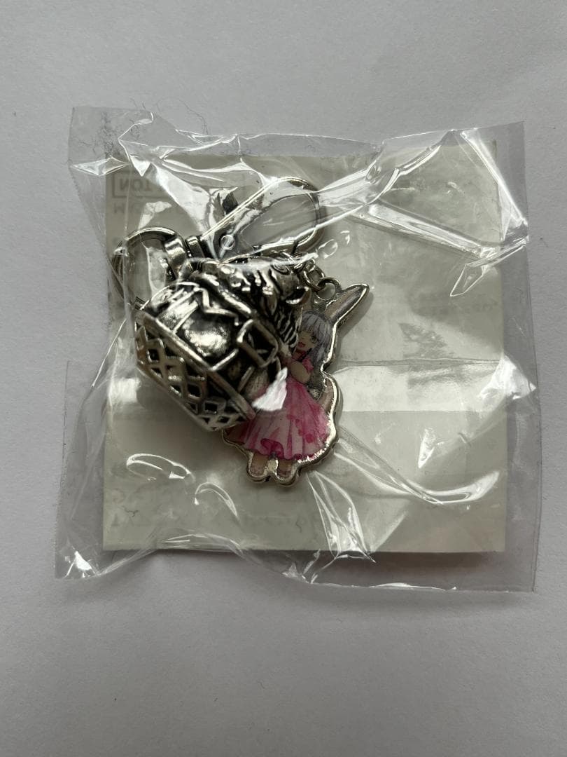 メイドインアビス フィルムコンサート 深奏の響命 メタルチャーム 【ナナチ】 メイドインアビス フィルムコンサート深奏の響命」チケット特典の