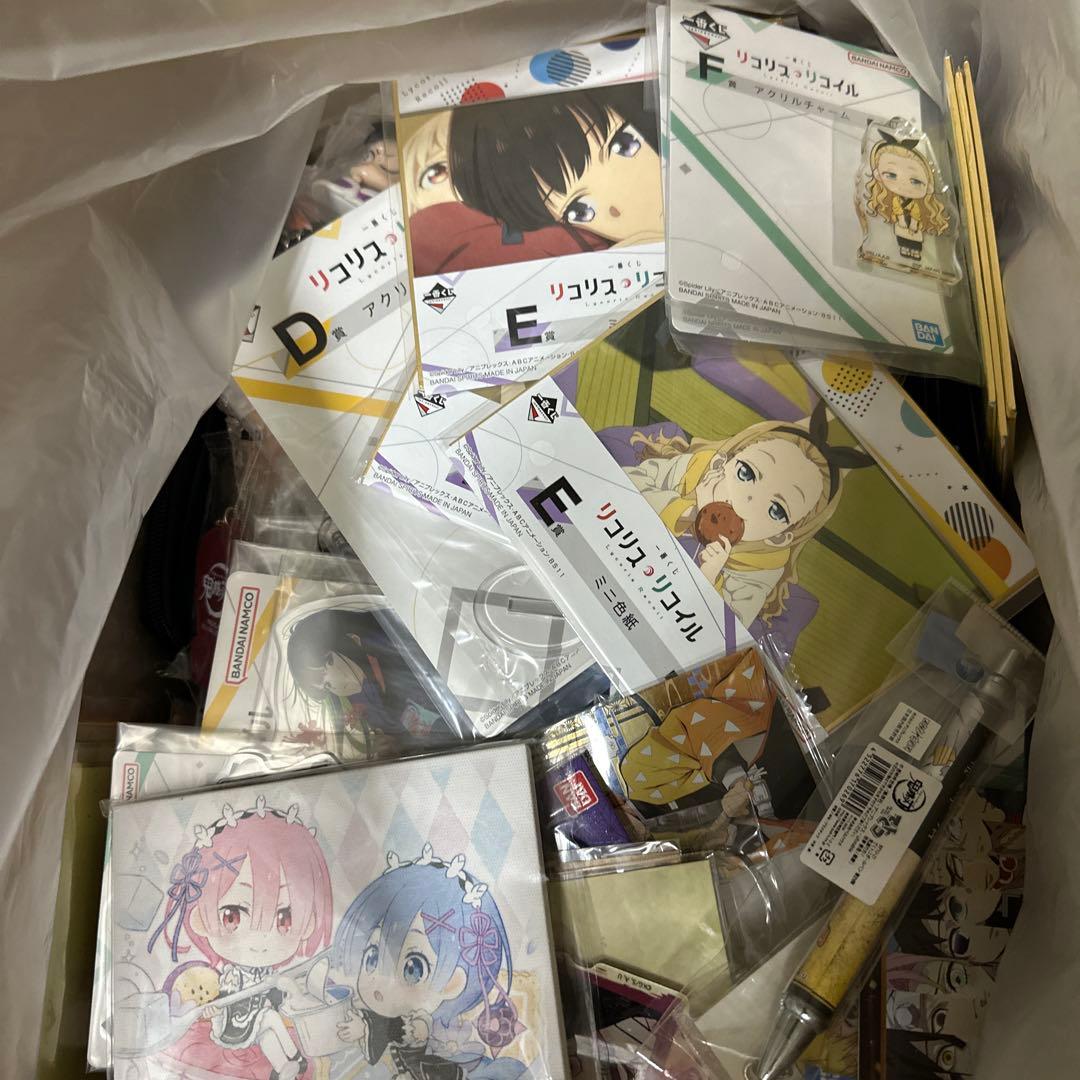 ノンジャンル アニメグッズ まとめ売り 300点以上 - メルカリ