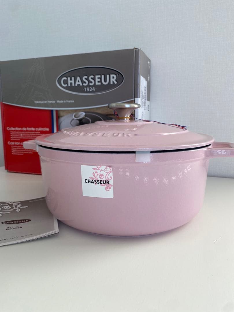 【新品】CHASSEUR 両手鍋 24㎝　ピンク　シャスール 新品】CHASSEUR 両手鍋 24㎝ピンクシャスール