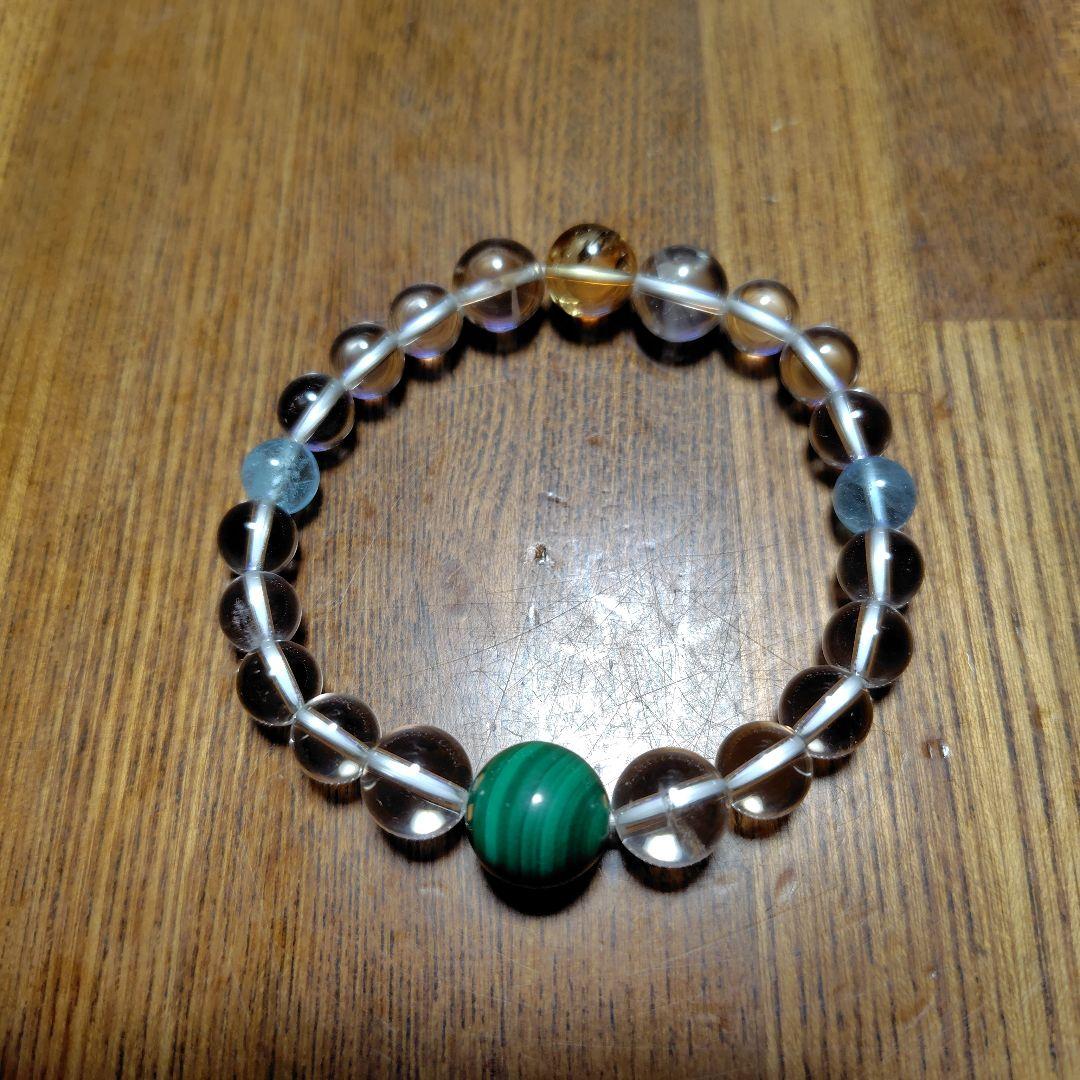 カラフルガラスビーズブレスレット カラフルポップなガラスビーズブレスレット ブレスレット dogs 通販