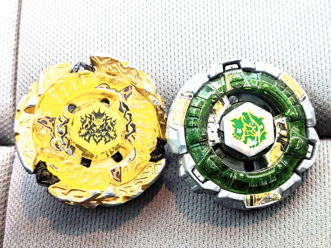 メタルファイトベイブレード ファングレオーネ ヘルケルベクス - メルカリ