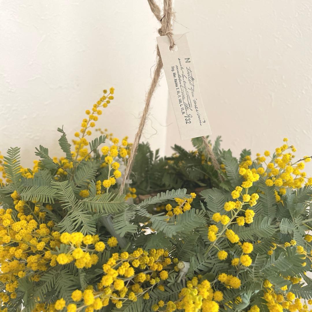 フライングリース＊春よ恋恋☘️ミモザリース#847 - メルカリ