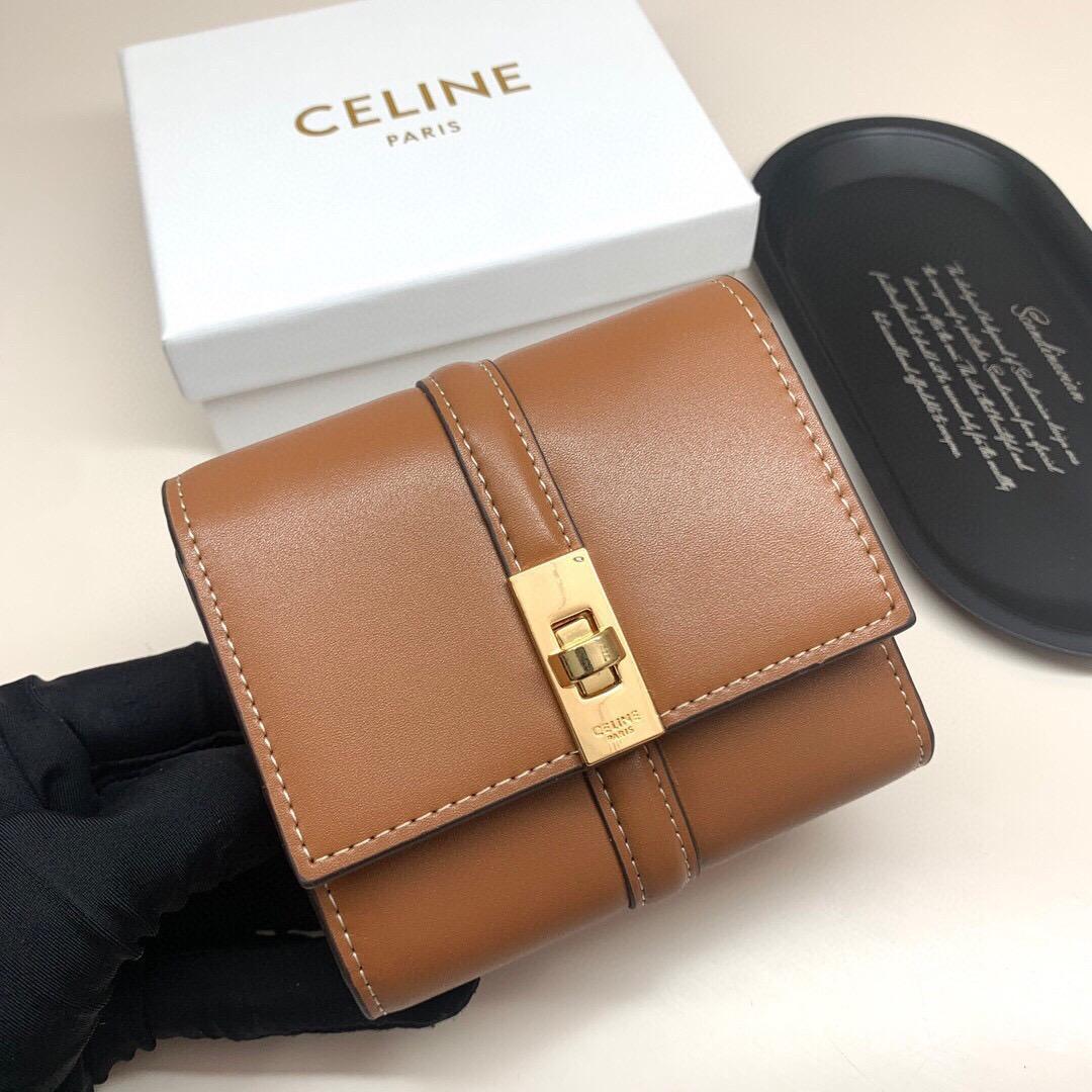 CELINE ブラウン 三つ折り財布 CELINE ブラウン 三つ折り財布｜Yahoo!フリマ（旧PayPayフリマ）