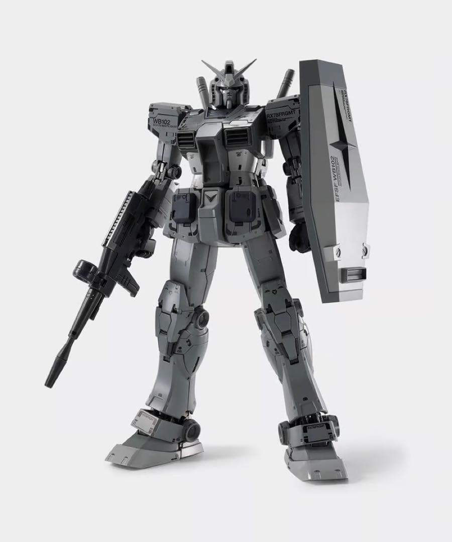 RX78FRGMT L COMPOSITE フラグメント ガンダム 機動戦士ガンダム」と藤原ヒロシ氏主宰の「FRAGMENT（フラグメント