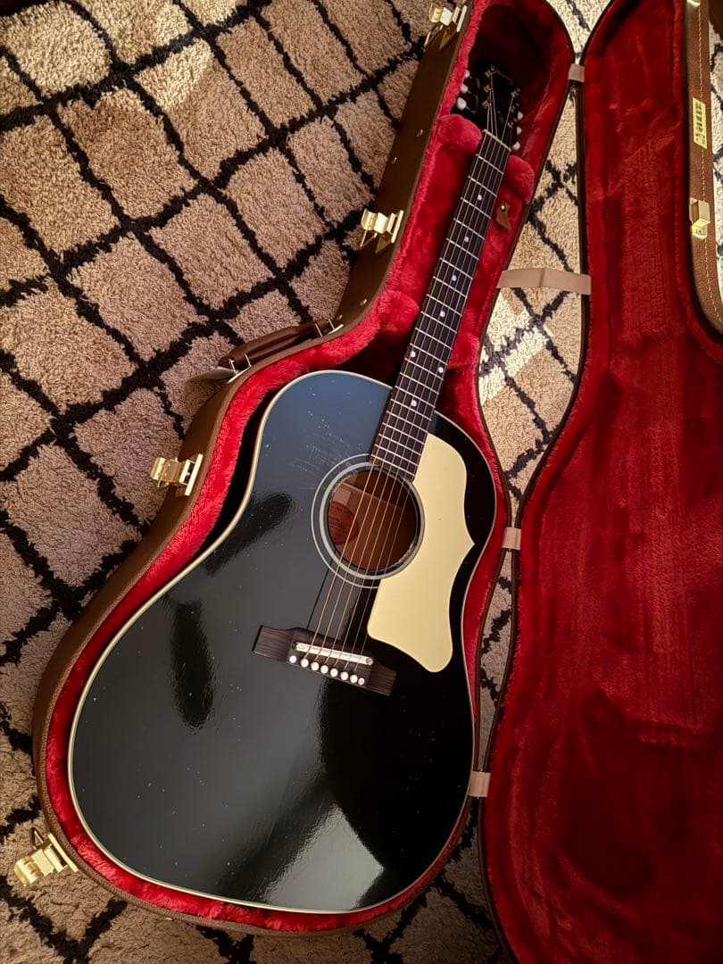 ギター Gibson J-45 DealerSelect 1960s MurphyLab Gibson brings Murphy Lab aging to its acoustic guitars for the