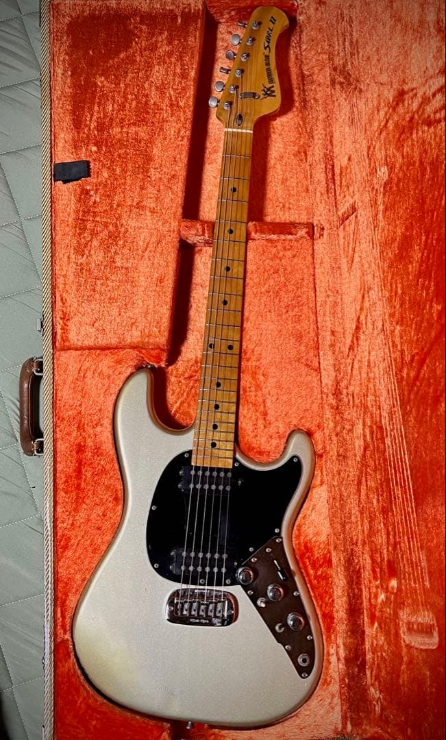 ギター MUSIC MAN Sabre Il 1979 Fender Vintage 1979 Music Man Sabre, Natural, *Near-Mint* – Andy Baxter Bass