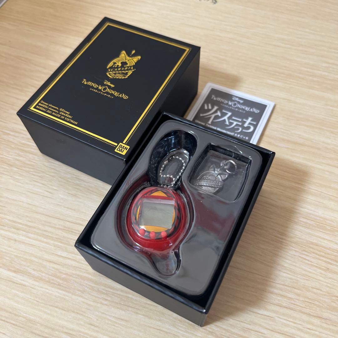 たまごっち　ツイステっち　スカラビアカラー　希少　現状品 たまごっち ツイステっち スカラビアカラー 希少 現状品 - メルカリ