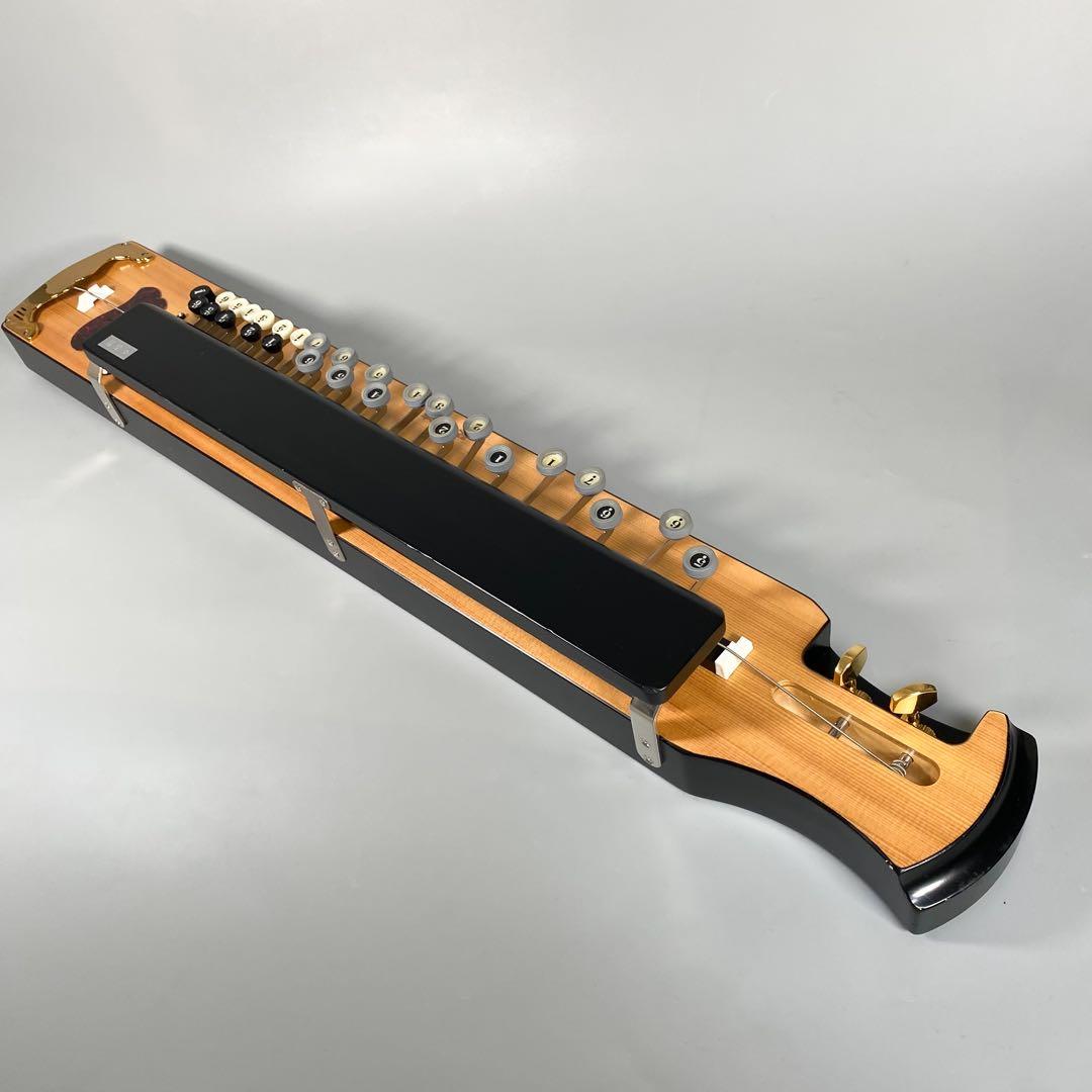 電気大正琴 吉野 琴伝流 エレキ大正琴 テナー ソフトケース付き - メルカリ