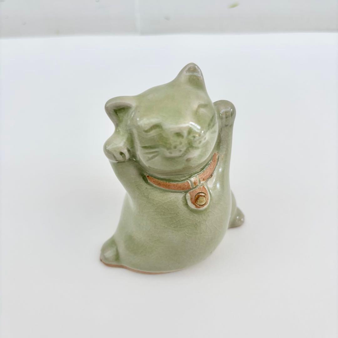 セラドン焼き】メンライキルン 招き猫 置き物 タイ チェンマイ 焼き物