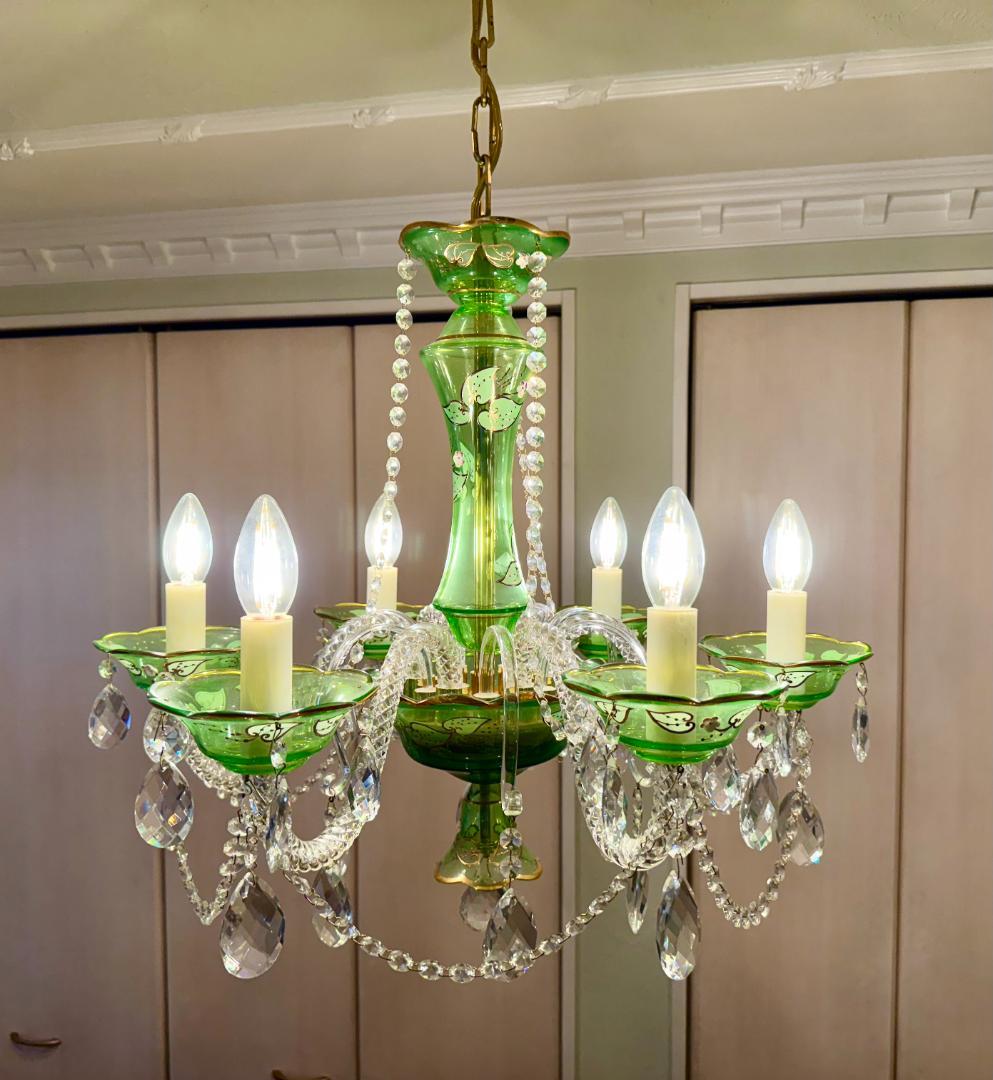 【12月15日迄特別値引】イタリア製 豪華シャンデリア（美品）グリーン&ゴールド チェコ製 ボヘミアクリスタル シャンデリア 8灯 green+gold｜Bohemian